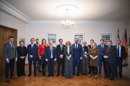 Срещата на заместник-генералния секретар на НАТО Радмила Шекеринска в Армения с ръководителите на страните-членки на Алианса 